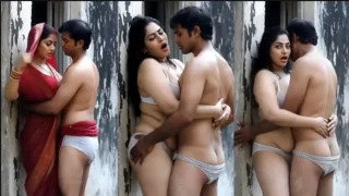Outdoor Of A Devar Bhabhi In A Ruined House Viral